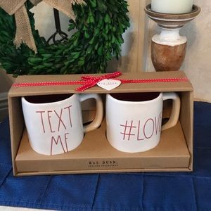 NWT Rae Dunn TEXT ME & #LOVE Mug Set